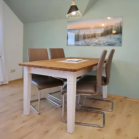 公寓 Am Mariannenweg 11 *